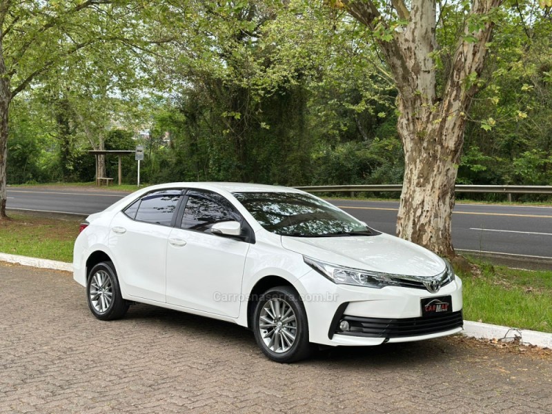 COROLLA 1.8 GLI UPPER 16V FLEX 4P AUTOMÁTICO - 2019 - DOIS IRMãOS