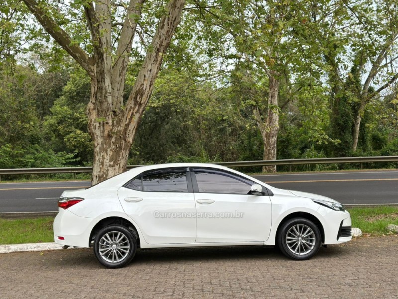 COROLLA 1.8 GLI UPPER 16V FLEX 4P AUTOMÁTICO - 2019 - DOIS IRMãOS