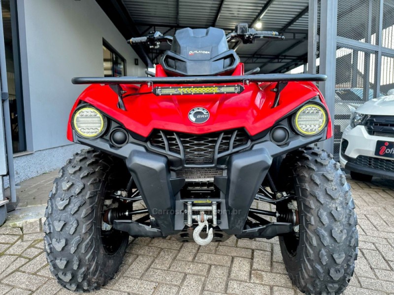 OUTLANDER 570 - 2017 - TRêS COROAS
