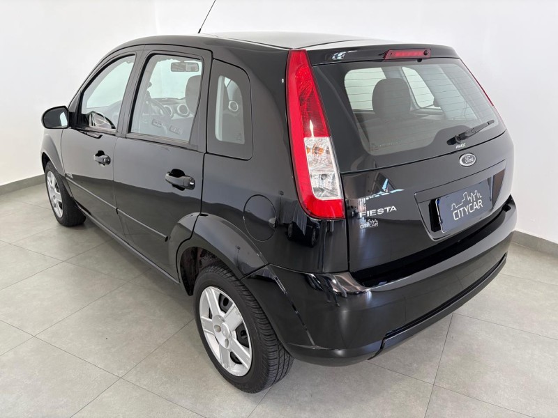 FIESTA 1.0 MPI HATCH 8V FLEX 4P MANUAL - 2010 - FARROUPILHA