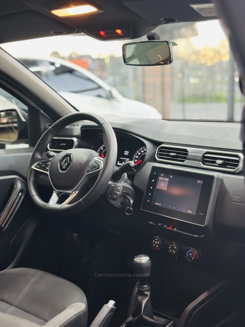 DUSTER 1.6 ZEN 16V FLEX 4P MANUAL - 2022 - CANELA
