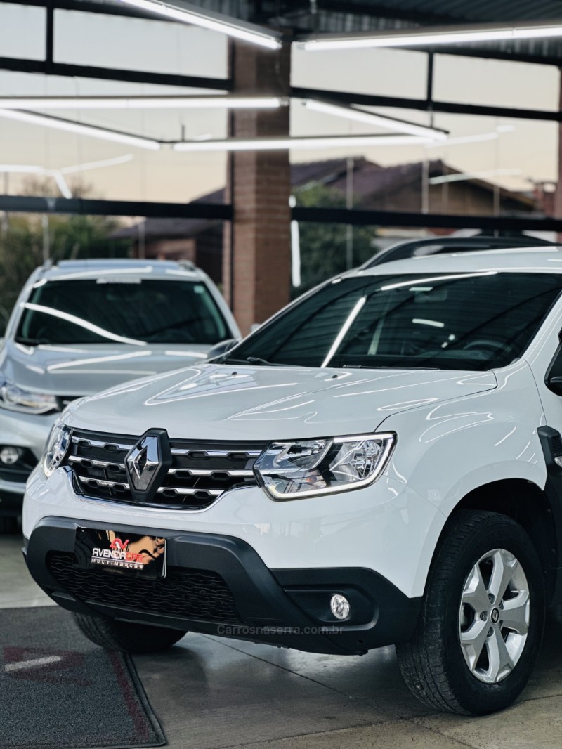 DUSTER 1.6 ZEN 16V FLEX 4P MANUAL - 2022 - CANELA