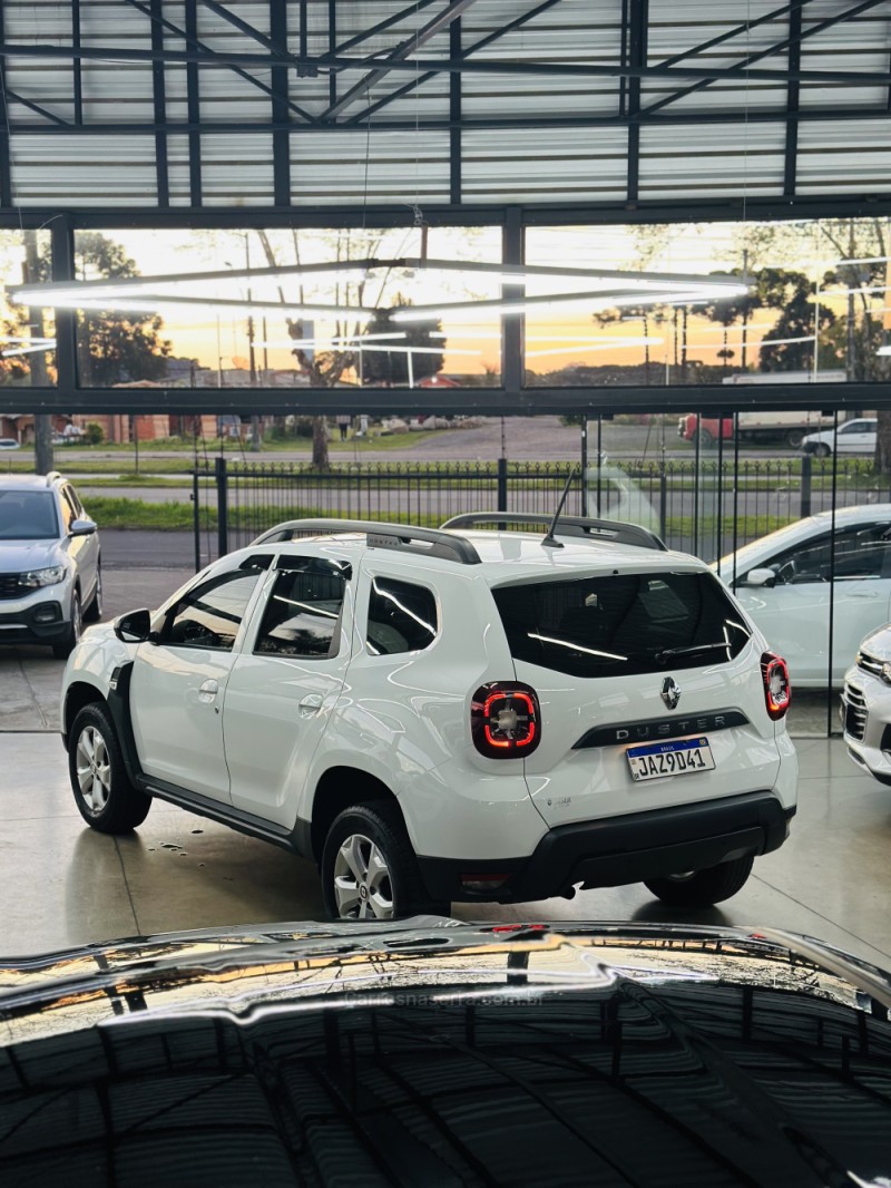 DUSTER 1.6 ZEN 16V FLEX 4P MANUAL - 2022 - CANELA