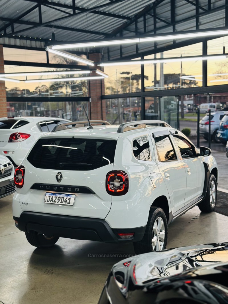 DUSTER 1.6 ZEN 16V FLEX 4P MANUAL - 2022 - CANELA