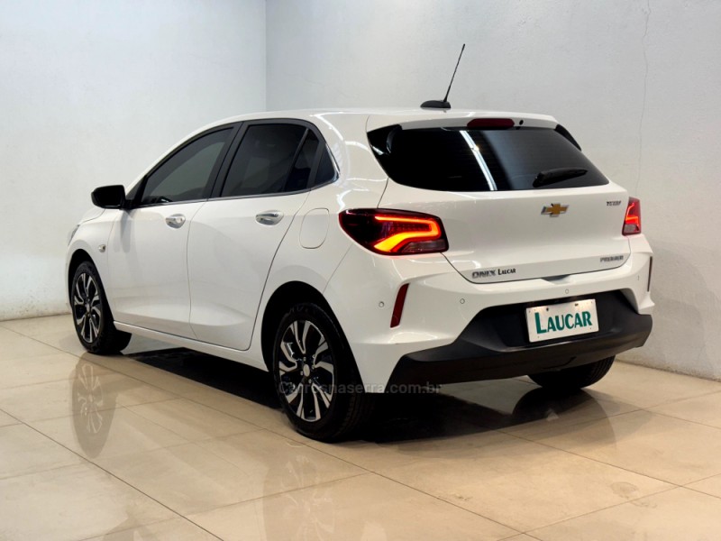 ONIX 1.0 PREMIER 8V TURBO FLEX 4P AUTOMÁTICO - 2024 - CASCA