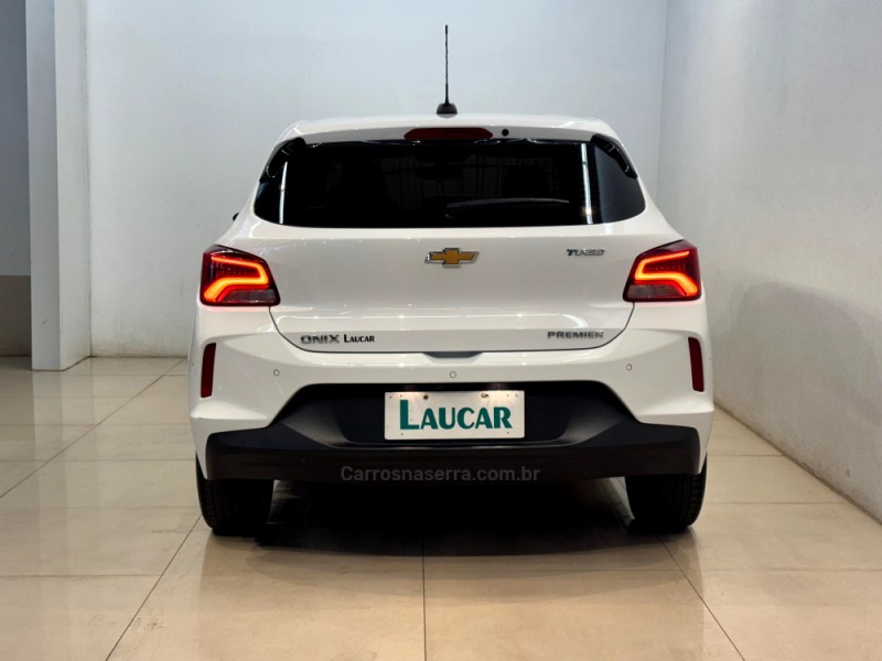 ONIX 1.0 PREMIER 8V TURBO FLEX 4P AUTOMÁTICO - 2024 - CASCA