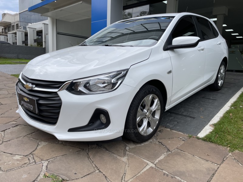 ONIX 1.0 LTZ 12V TURBO FLEX 4P MANUAL - 2023 - GUAPORé