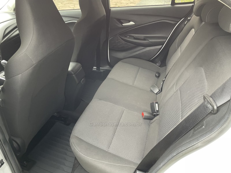 ONIX 1.0 LTZ 12V TURBO FLEX 4P MANUAL - 2023 - GUAPORé