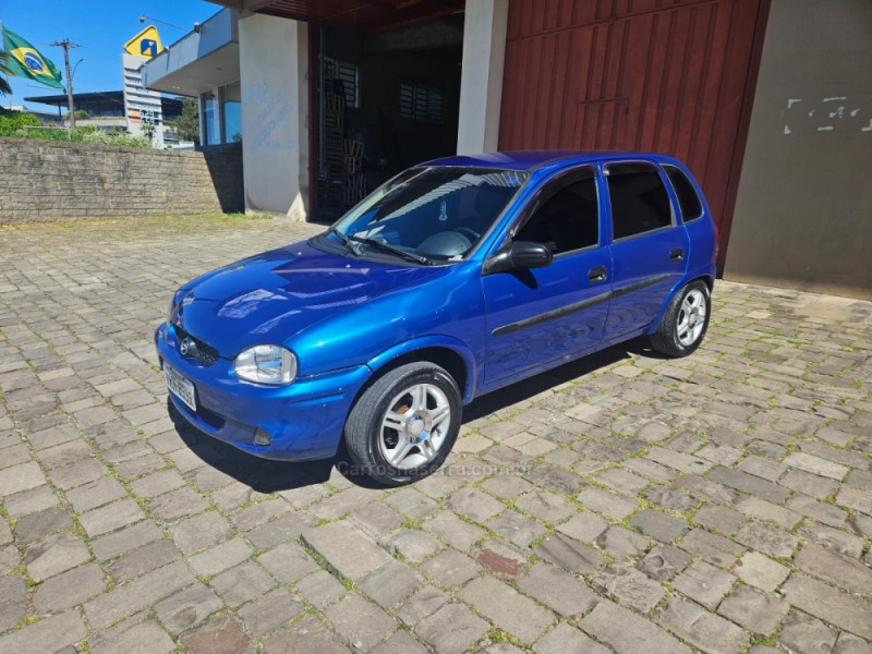 CORSA 1.0 EFI WIND 8V GASOLINA 4P MANUAL - 2001 - VERANóPOLIS