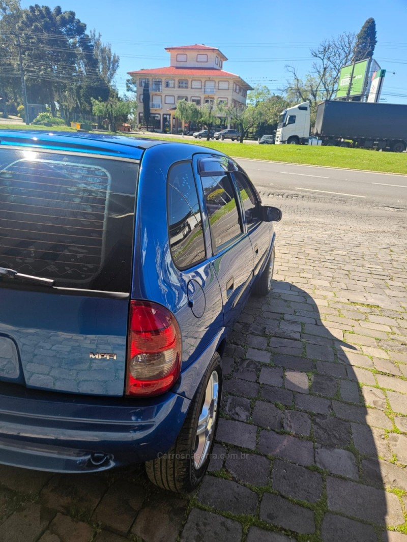 CORSA 1.0 EFI WIND 8V GASOLINA 4P MANUAL - 2001 - VERANóPOLIS