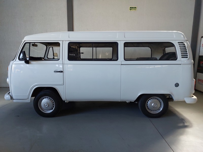 KOMBI 1.4 MI STD 8V FLEX 4P MANUAL - 2011 - SãO SEBASTIãO DO CAí