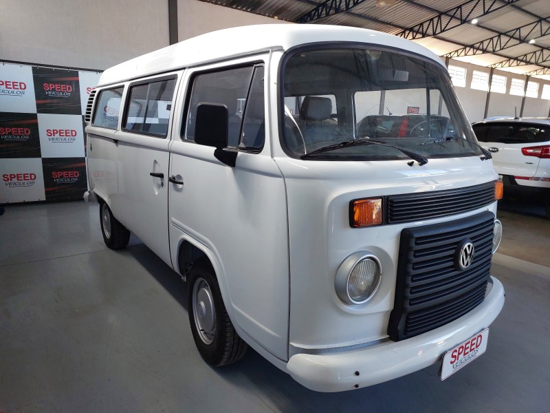 KOMBI 1.4 MI STD 8V FLEX 4P MANUAL - 2011 - SãO SEBASTIãO DO CAí
