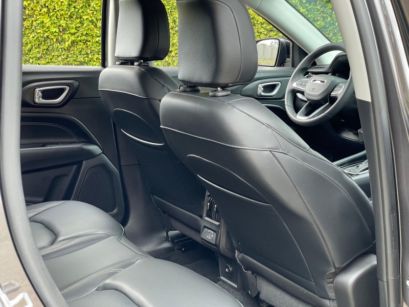 COMPASS 1.3 LONGITUDE T270 16V TURBO 4X2 FLEX 4P AUTOMÁTICO - 2023 - FARROUPILHA