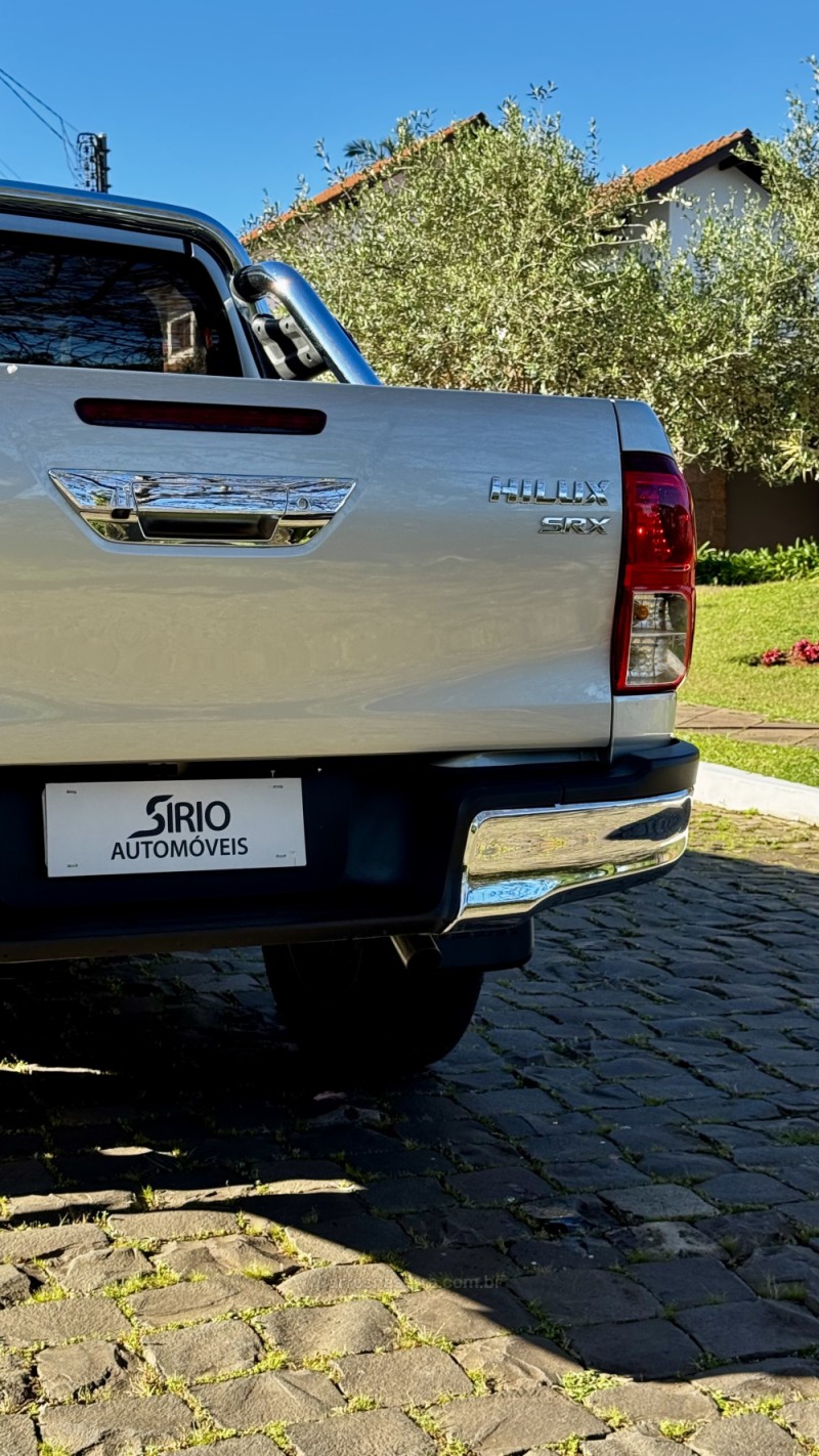 HILUX 2.8 SRX 4X4 CD 16V DIESEL 4P AUTOMÁTICO - 2017 - LAJEADO