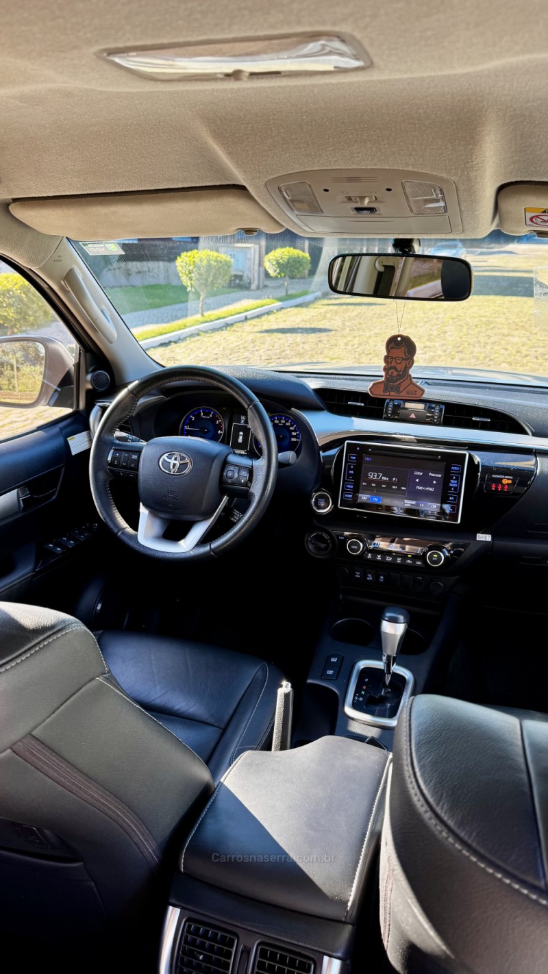 HILUX 2.8 SRX 4X4 CD 16V DIESEL 4P AUTOMÁTICO - 2017 - LAJEADO