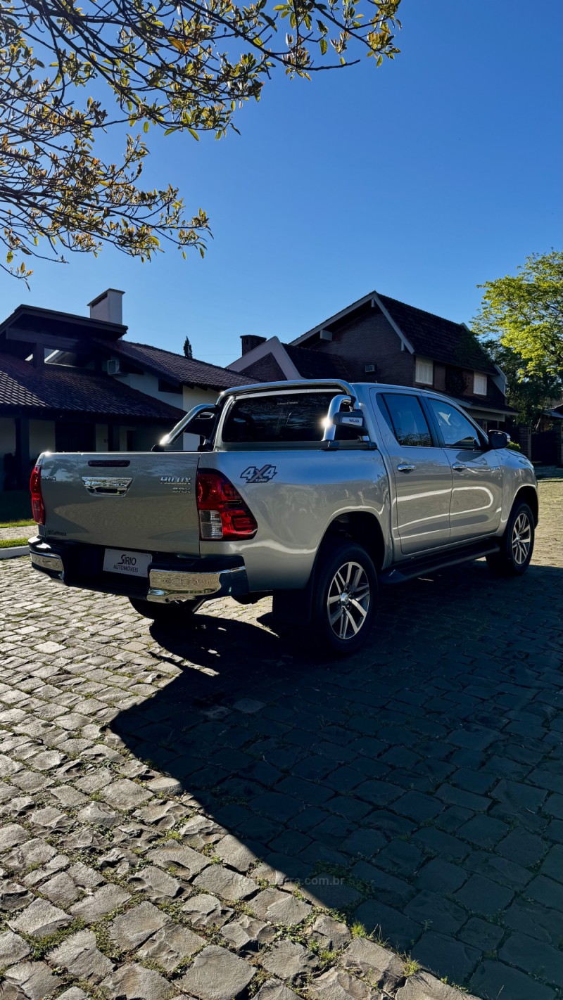 HILUX 2.8 SRX 4X4 CD 16V DIESEL 4P AUTOMÁTICO - 2017 - LAJEADO