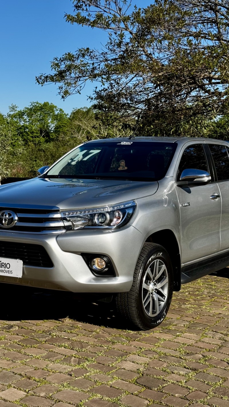 HILUX 2.8 SRX 4X4 CD 16V DIESEL 4P AUTOMÁTICO - 2017 - LAJEADO