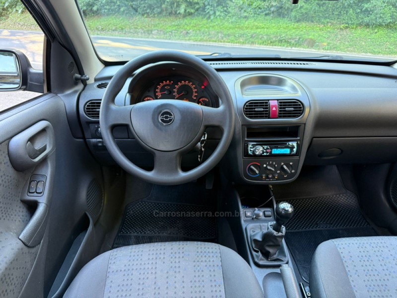 CORSA 1.4 MPFI MAXX 8V FLEX 4P MANUAL - 2012 - DOIS IRMãOS