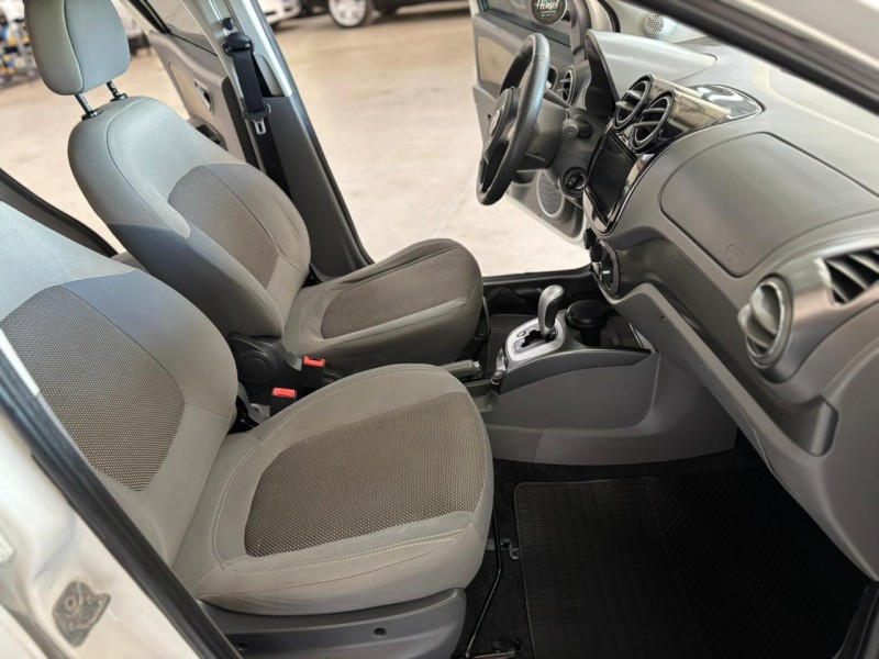 PALIO 1.6 MPI ESSENCE 16V FLEX 4P AUTOMATIZADO - 2013 - BOM PRINCíPIO