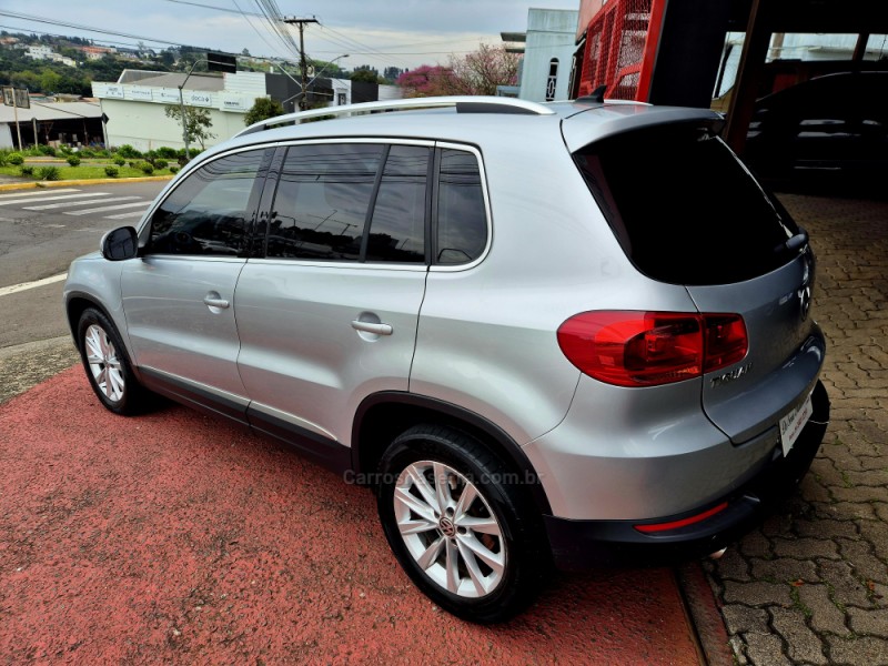 TIGUAN 2.0 TSI 16V TURBO GASOLINA 4P TIPTRONIC - 2012 - FARROUPILHA
