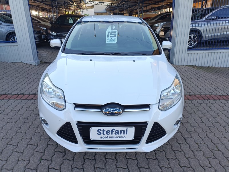 FOCUS 2.0 SE 16V FLEX 4P AUTOMÁTICO - 2015 - BOM PRINCíPIO