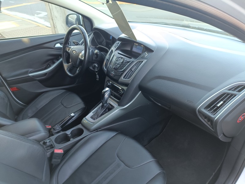 FOCUS 2.0 SE 16V FLEX 4P AUTOMÁTICO - 2015 - BOM PRINCíPIO