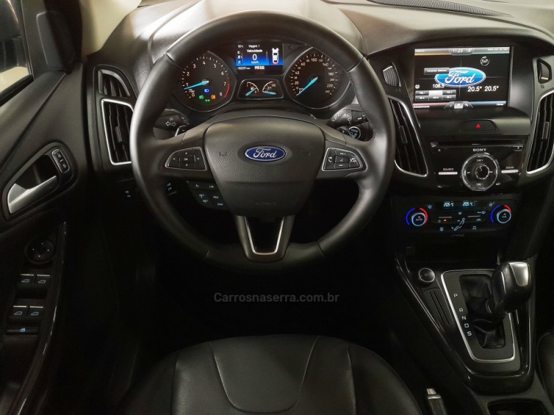 FOCUS 2.0 TITANIUM HATCH 16V FLEX 4P AUTOMÁTICO - 2016 - CAXIAS DO SUL