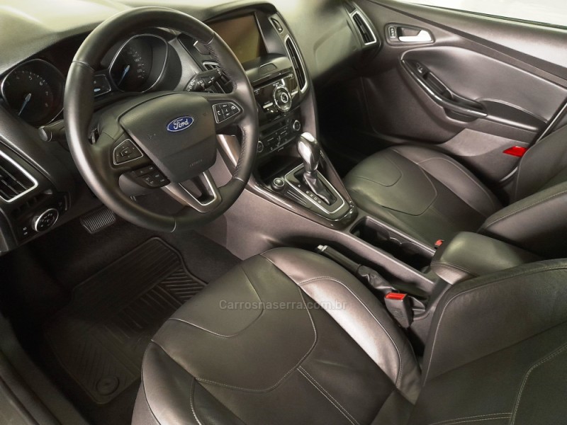 FOCUS 2.0 TITANIUM HATCH 16V FLEX 4P AUTOMÁTICO - 2016 - CAXIAS DO SUL