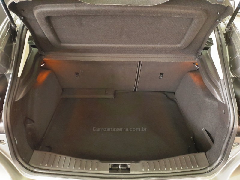 FOCUS 2.0 TITANIUM HATCH 16V FLEX 4P AUTOMÁTICO - 2016 - CAXIAS DO SUL