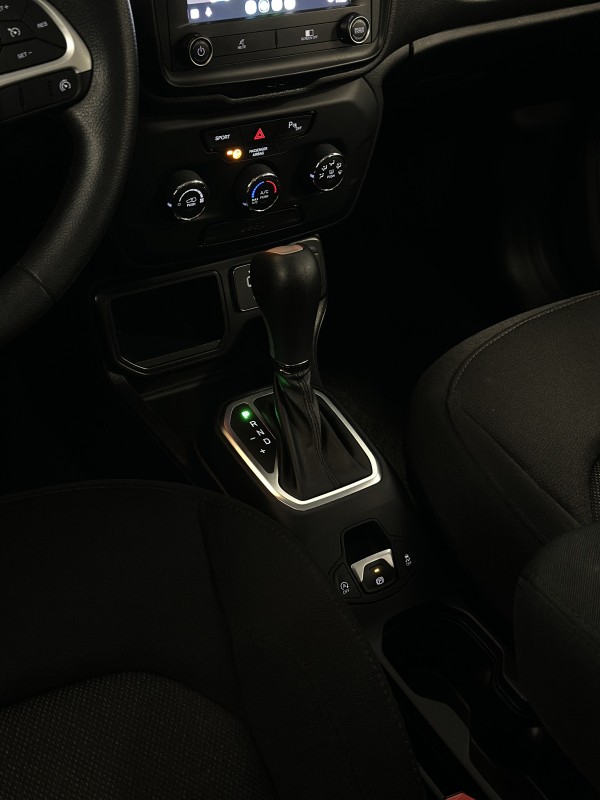 RENEGADE 1.8 16V FLEX SPORT 4P AUTOMÁTICO - 2021 - CAXIAS DO SUL