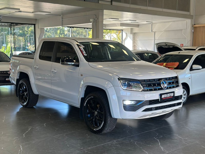 AMAROK 2.0 HIGHLINE 4X4 CD 16V TURBO INTERCOOLER DIESEL 4P AUTOMÁTICO - 2018 - ESTâNCIA VELHA