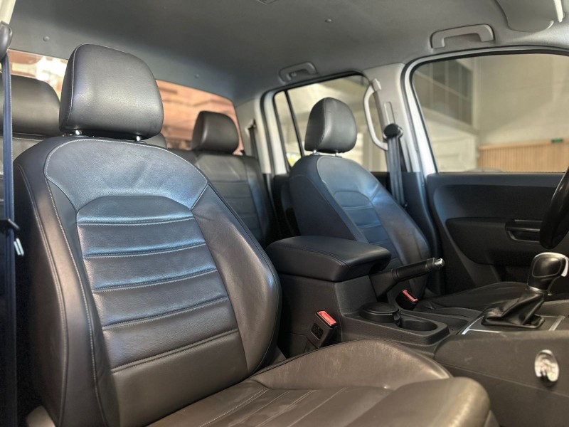AMAROK 2.0 HIGHLINE 4X4 CD 16V TURBO INTERCOOLER DIESEL 4P AUTOMÁTICO - 2018 - ESTâNCIA VELHA