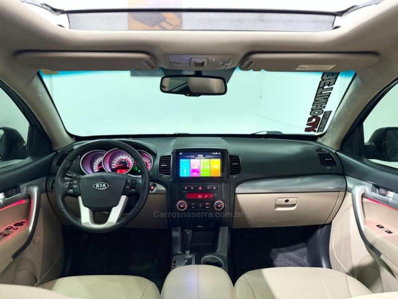 SORENTO 3.5 S.670 V6 4X2 24V GASOLINA 4P AUTOMÁTICO - 2012 - ESTâNCIA VELHA