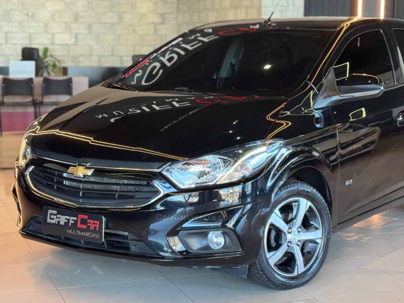 PRISMA 1.4 MPFI LTZ 8V FLEX 4P MANUAL - 2019 - DOIS IRMãOS