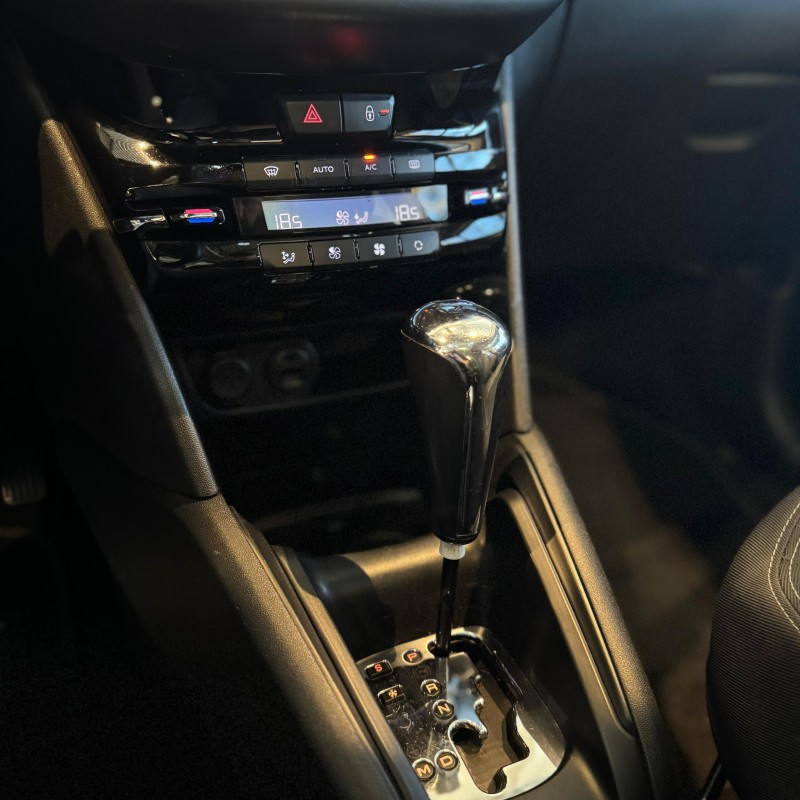 208 1.6 GRIFFE 16V FLEX 4P AUTOMÁTICO - 2015 - CAXIAS DO SUL