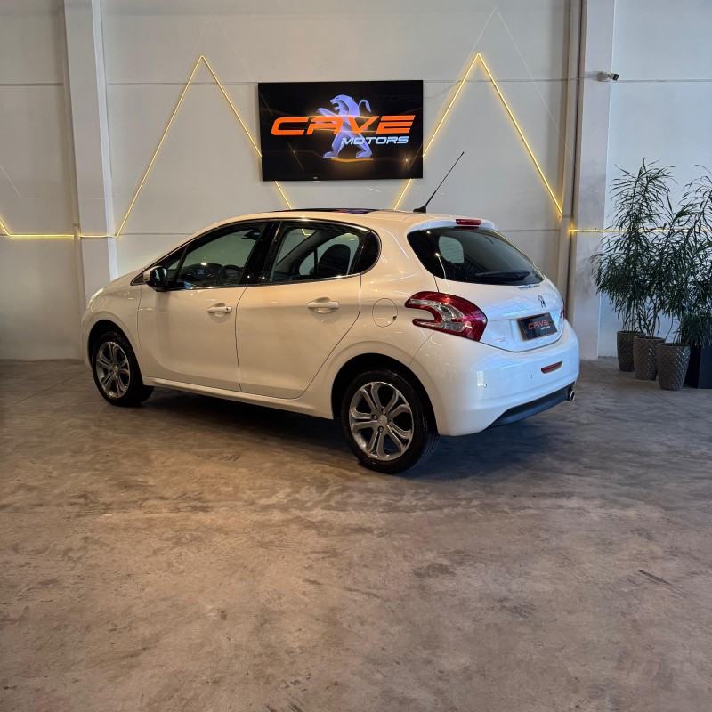 208 1.6 GRIFFE 16V FLEX 4P AUTOMÁTICO - 2015 - CAXIAS DO SUL