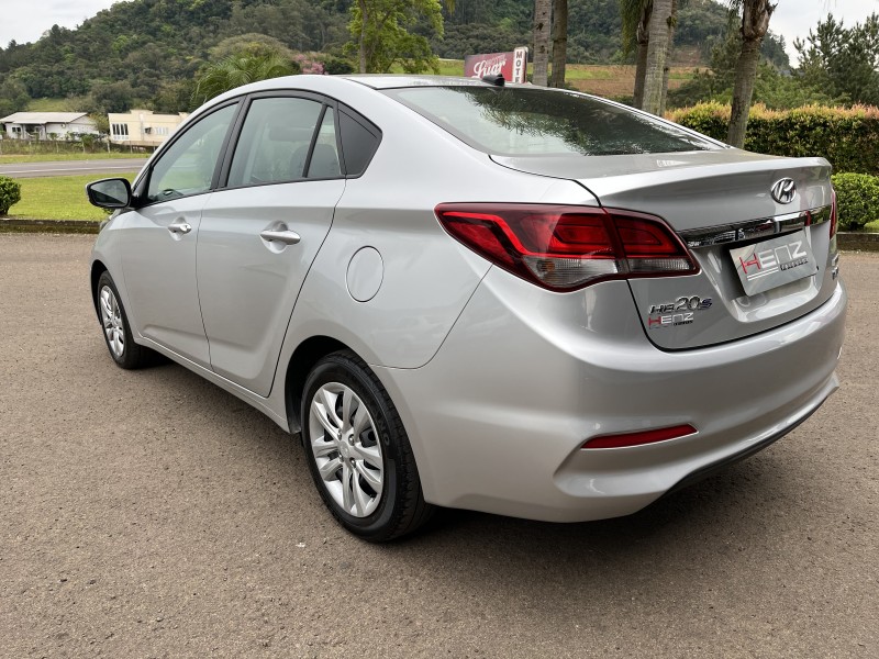 HB20S 1.6 STYLE 16V FLEX 4P AUTOMÁTICO - 2019 - BOM PRINCíPIO