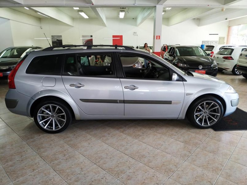 MÉGANE 2.0 DYNAMIQUE GRAND TOUR 16V GASOLINA 4P AUTOMÁTICO - 2008 - CAXIAS DO SUL