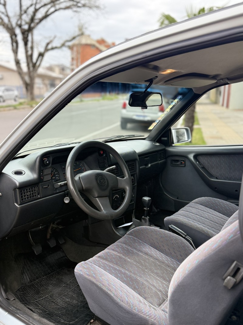 KADETT 2.0 MPFI GLS 8V GASOLINA 2P MANUAL - 1998 - FARROUPILHA