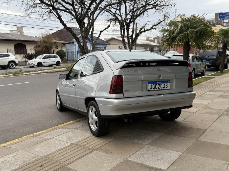 KADETT 2.0 MPFI GLS 8V GASOLINA 2P MANUAL - 1998 - FARROUPILHA