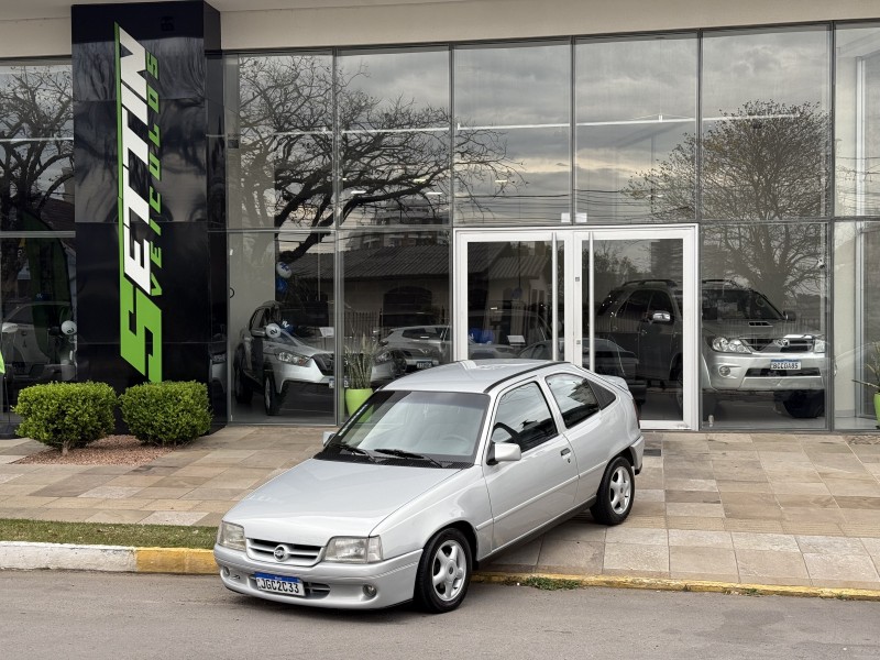 kadett 2.0 mpfi gls 8v gasolina 2p manual 1998 farroupilha