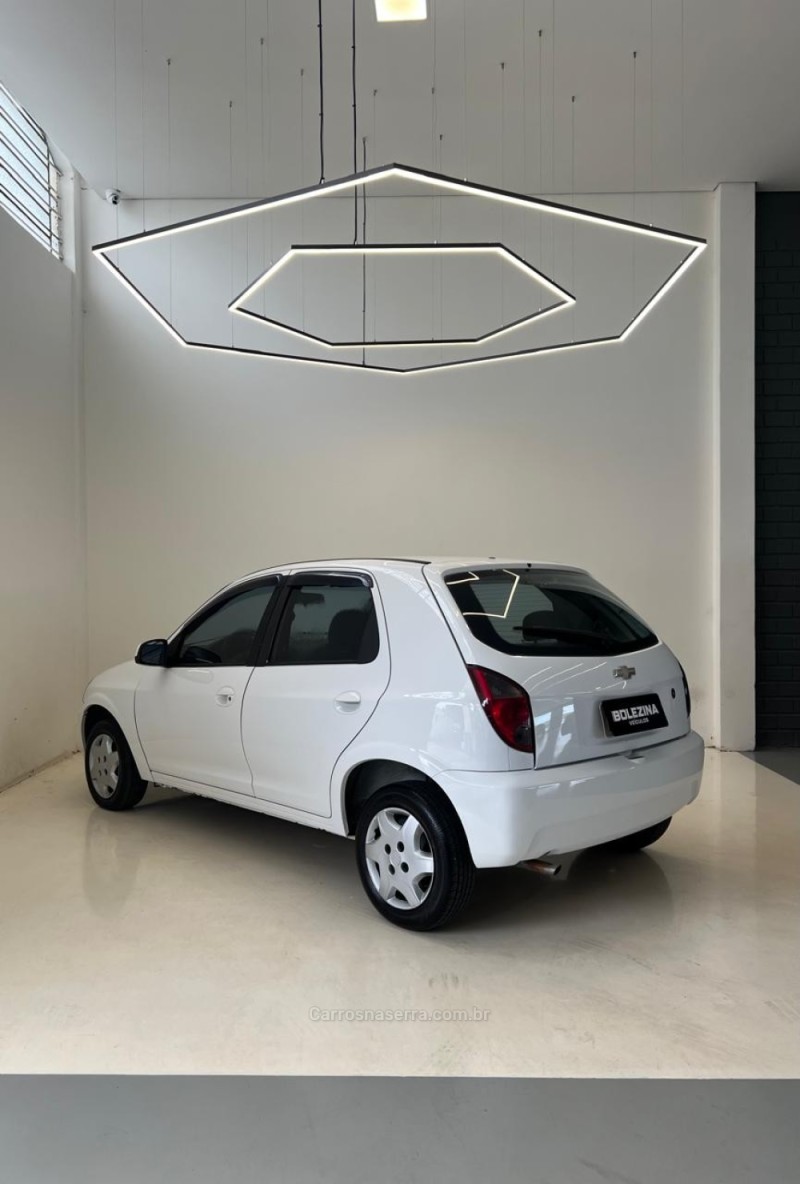 CELTA 1.0 MPFI LT 8V FLEX 4P MANUAL - 2014 - NOVO HAMBURGO