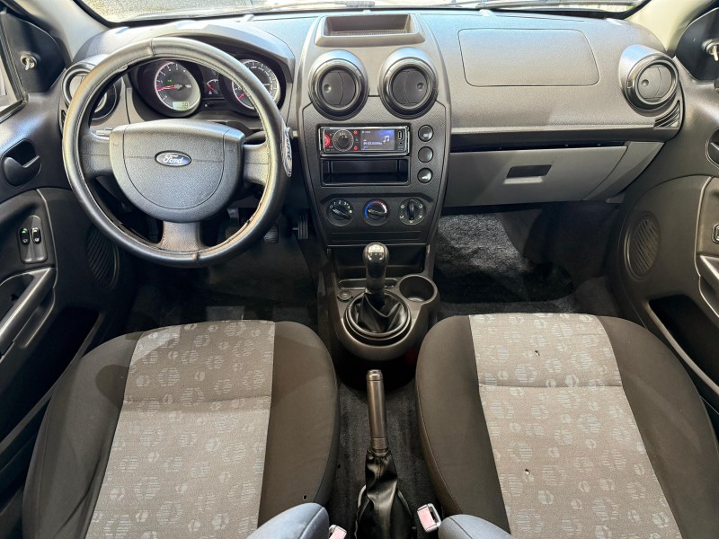 FIESTA 1.0 MPI HATCH 8V FLEX 4P MANUAL - 2014 - FARROUPILHA