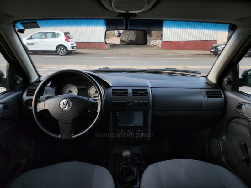 GOL 1.6 MI POWER 8V FLEX 4P MANUAL G.III - 2004 - VACARIA