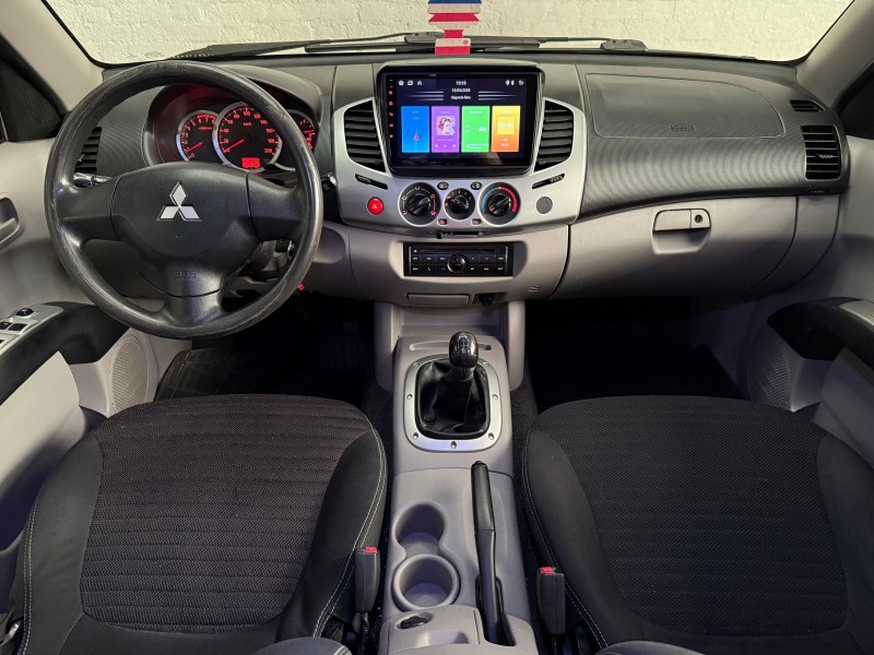 L200 TRITON 2.4 HLS 4X2 CD 16V FLEX 4P MANUAL - 2015 - CAXIAS DO SUL