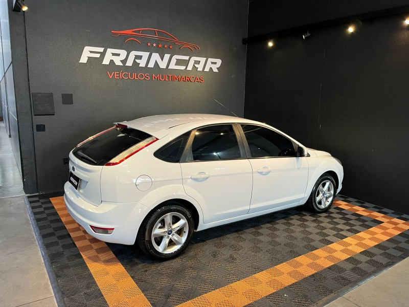 FOCUS 1.6 GLX 8V FLEX 4P MANUAL - 2012 - ANTôNIO PRADO