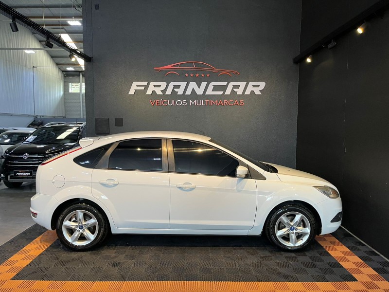 FOCUS 1.6 GLX 8V FLEX 4P MANUAL - 2012 - ANTôNIO PRADO