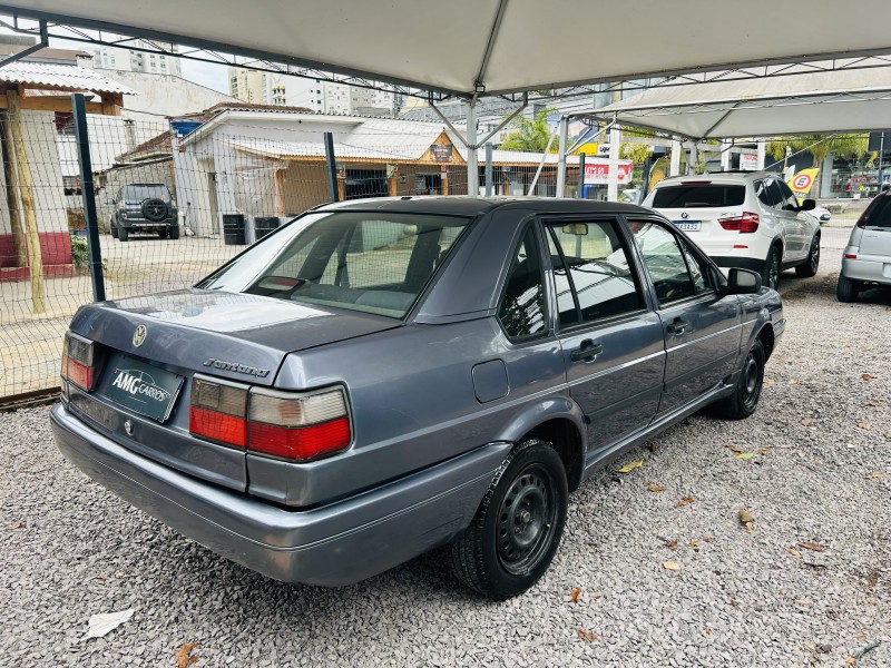 SANTANA 1.8 MI 8V GASOLINA 4P MANUAL - 1997 - CAXIAS DO SUL