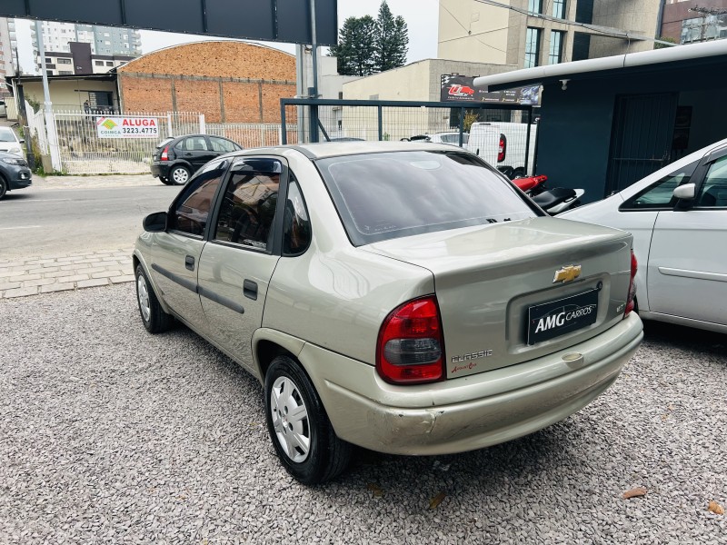 CLASSIC 1.0 VHC LIFE 8V FLEX 4P MANUAL - 2010 - CAXIAS DO SUL