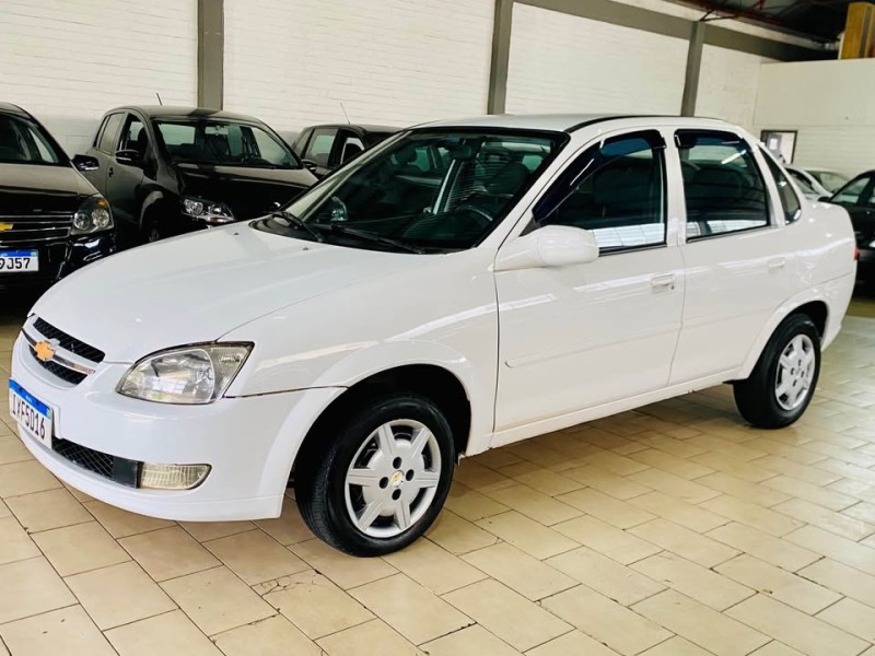 classic 1.0 vhc ls 8v flex 4p manual 2016 caxias do sul